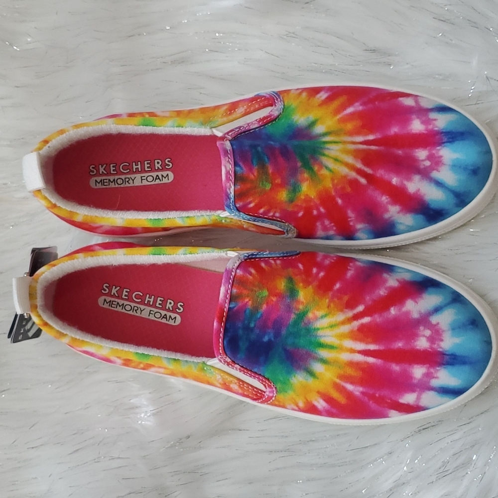 Women skechers tie-dye slip on sneakers